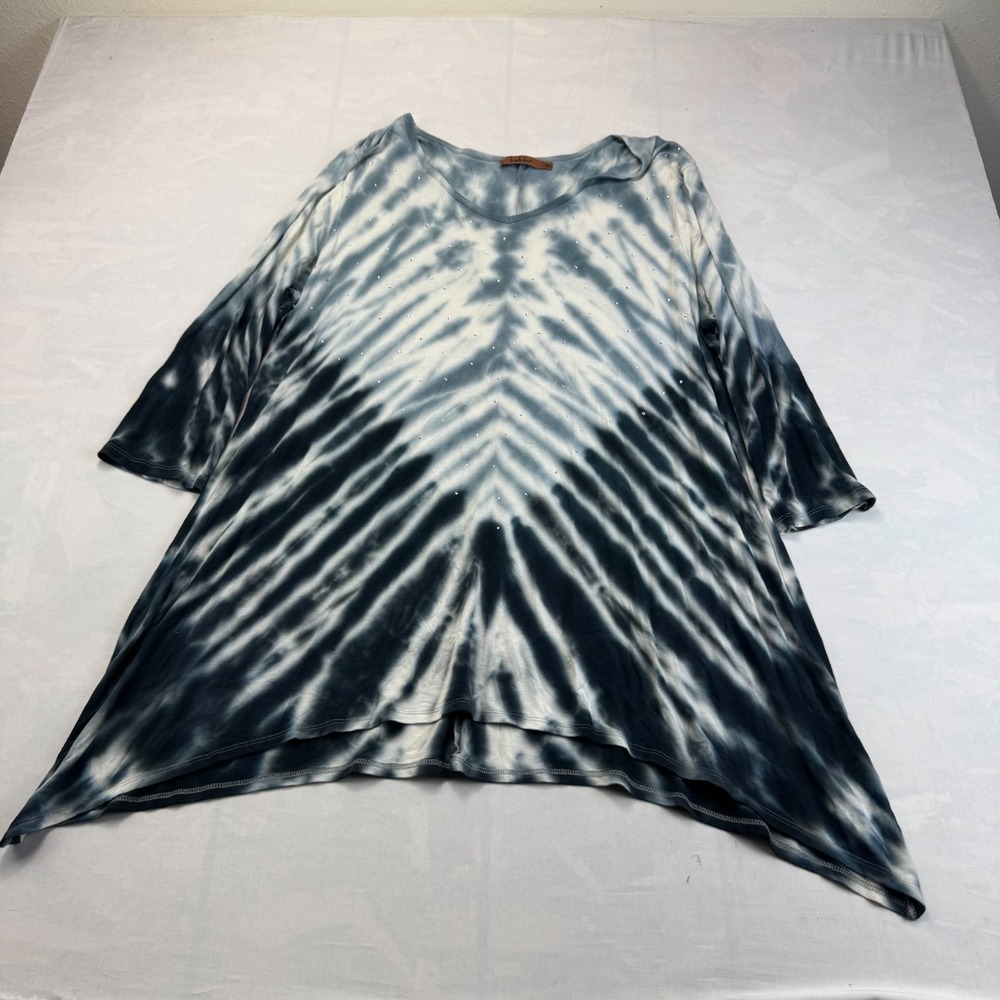 Beldini Top Women 2X Blue White Tie Dye V-Neck Stretch Rhinestone Asymmetric Hem